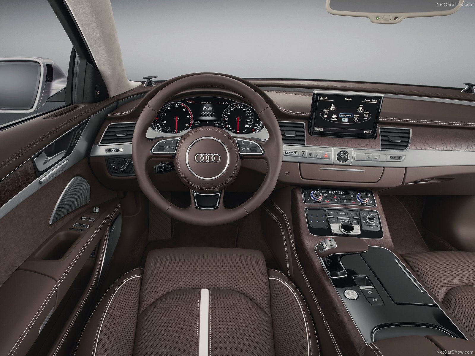 Audi A8L 60 TFSI quattro 香港規格、價錢、牌費及介紹文- DCFever.com